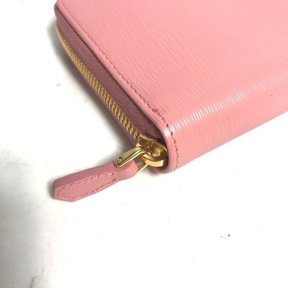 PRADA Pink Wallet - Picture 6 of 11
